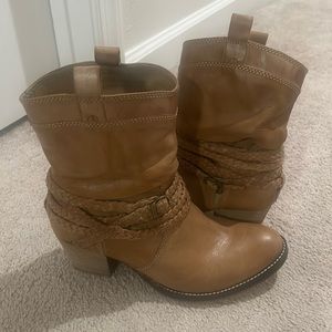 Women’s boots